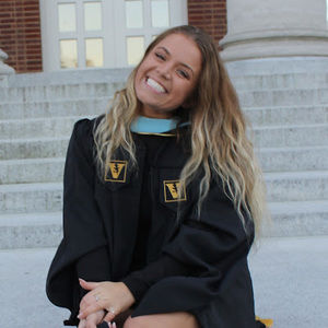 Meet your Posher, Megan